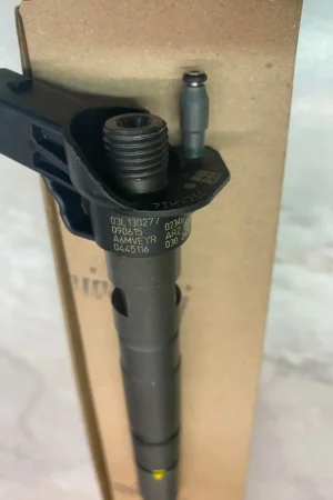 Wtryskiwacz BMW X6 Series xDrive 40d 3.0 Bosch Diesel - 0445117017