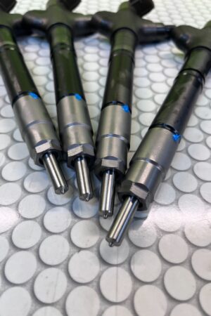 Injektor 23670-0R100 DCRI200430